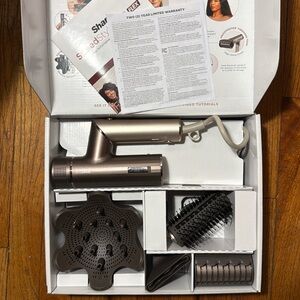 Shark SpeedStyle Pro Flex Hairdryer, ultra compact, salon quality hair dryer